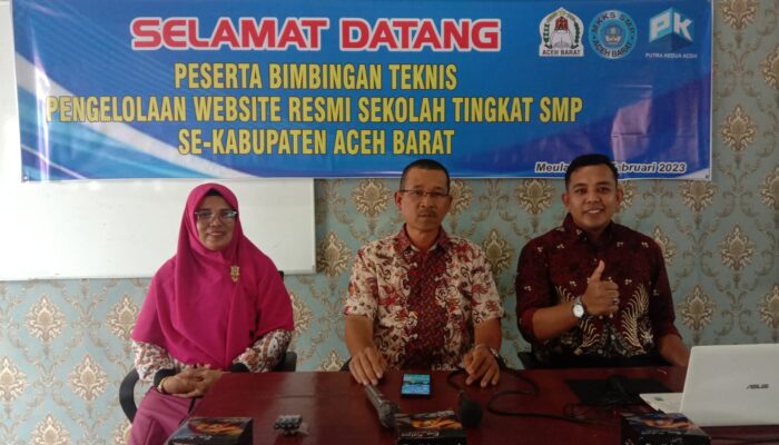 Pelatihan pengelolaan website tingkat SMP sekabupaten Aceh barat